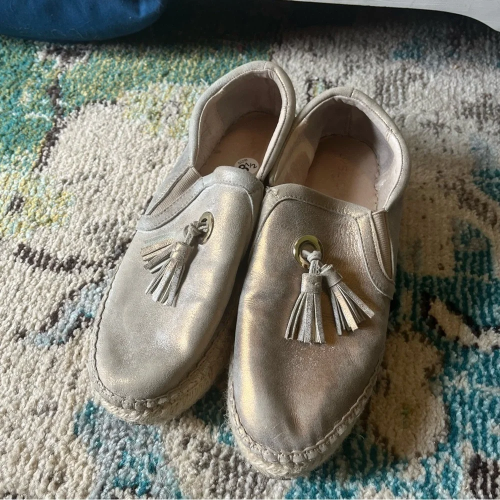 J Slides slides metallic